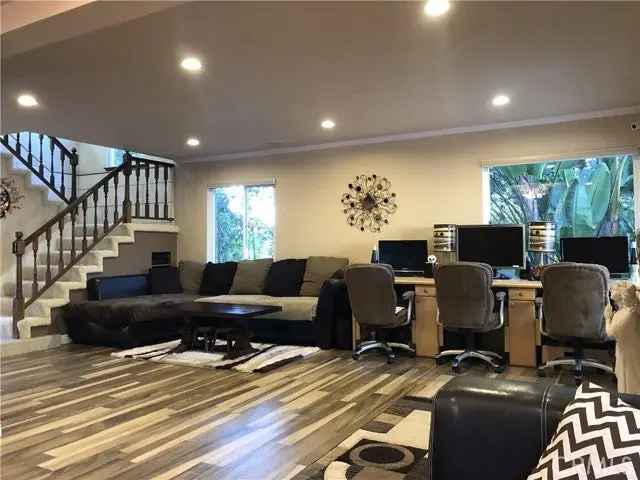 House For Sale in 1717, Hampshire Court, San Dimas, California