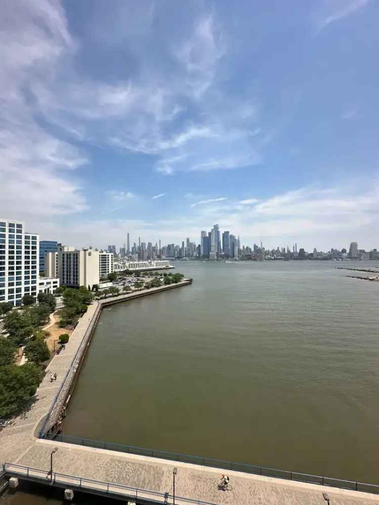 Rent Modern 2 Bedroom Apartment with NYC Views in Hoboken