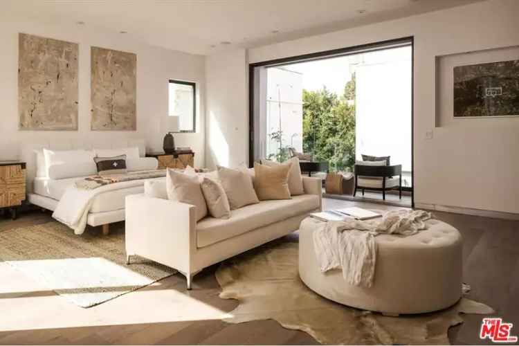 Buy contemporary home with guest house in West Hollywood