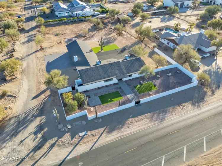 Buy Modern Farmhouse with Luxury Features in Prime Desert Location