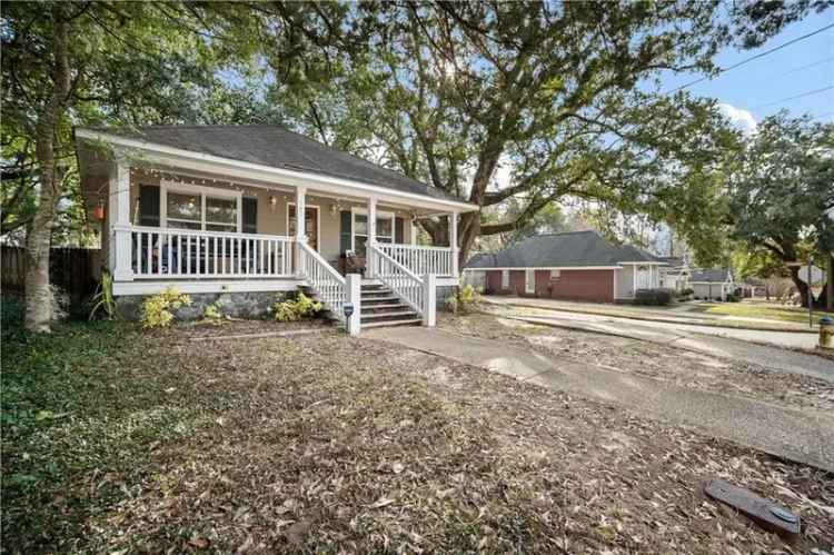 Charming Buy Home in Prime Pinehurst Location with Spacious Features