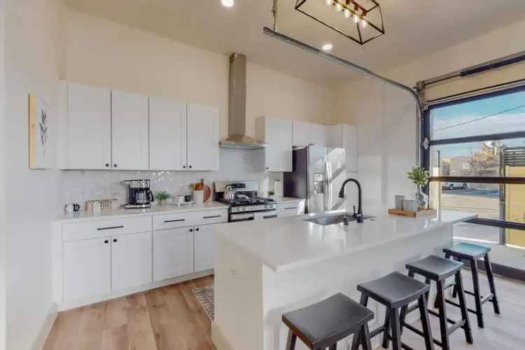 Luxury Apartment for Rent in Nob Hill with Modern Features