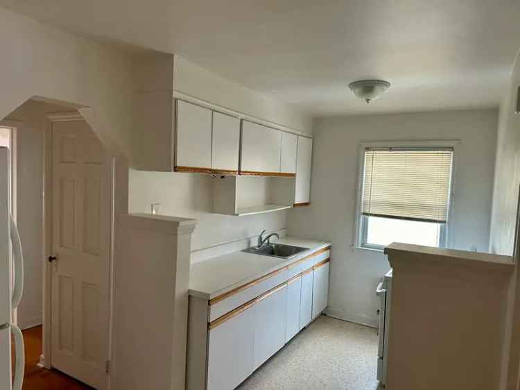 Rent Apartment Unit in Nutley with Hardwood Floors and Amenities