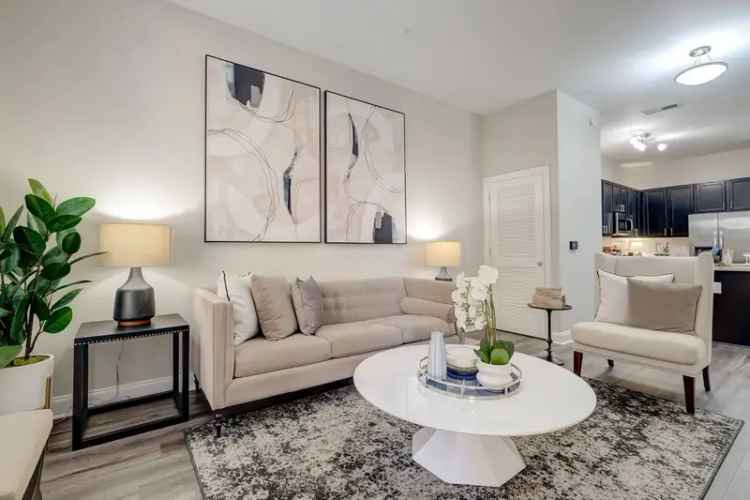 Rent Apartments in SouthPark Charlotte with Stylish Interiors