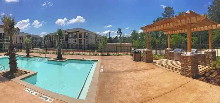 Rent Modern Apartments at Encore At Westfork Conroe With Luxury Amenities