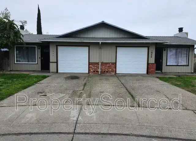 House For Rent in 1942, Hickock Court, Stockton, California