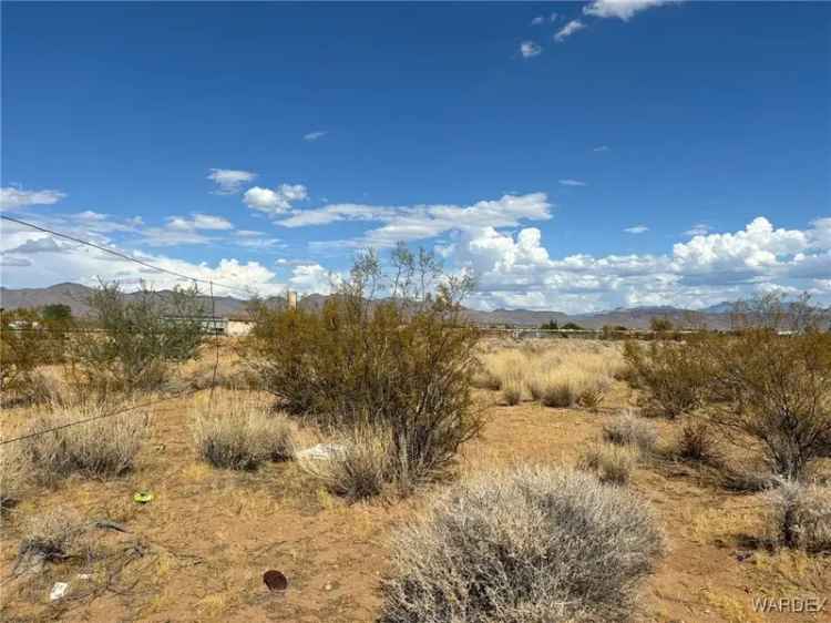 Land For Sale in Golden Valley, Arizona