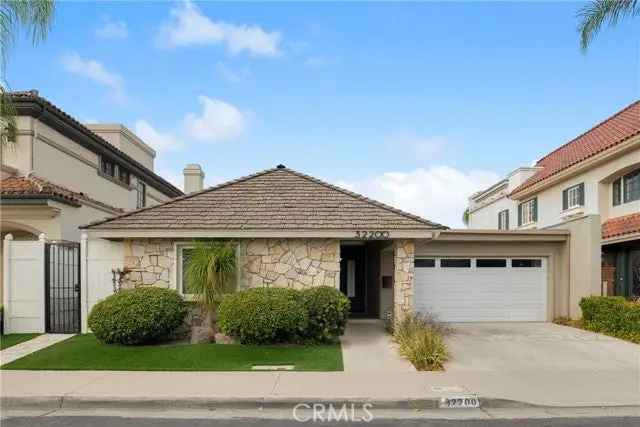 House For Sale in 32200, Oakshore Drive, Westlake Village, California