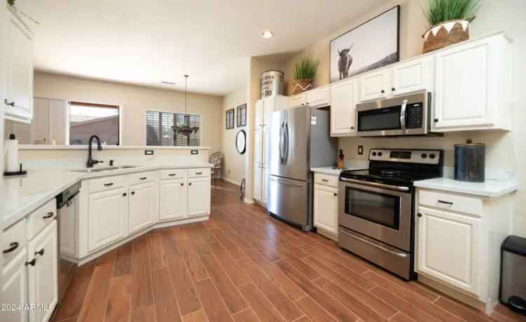 Buy Home in Fox Crossing with Pool and Remodeled Kitchen