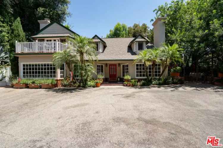 Rent Exquisite Beverly Hills House with 5 Bedrooms and Private Pool