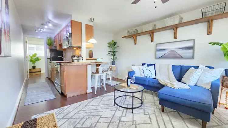 Rent Apartment in University District with Vintage Charm and Modern Convenience