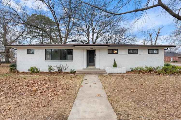 House For Sale in 1315, Watkins Street, Conway, Arkansas