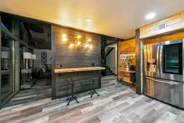 Buy house in Truckee with modern amenities and stunning mountain views