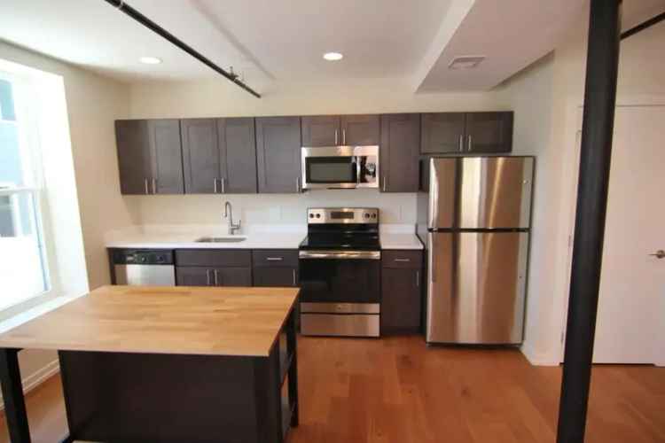 Rent Apartments in Cambridge Lofts Philadelphia with Great Neighborhood Access