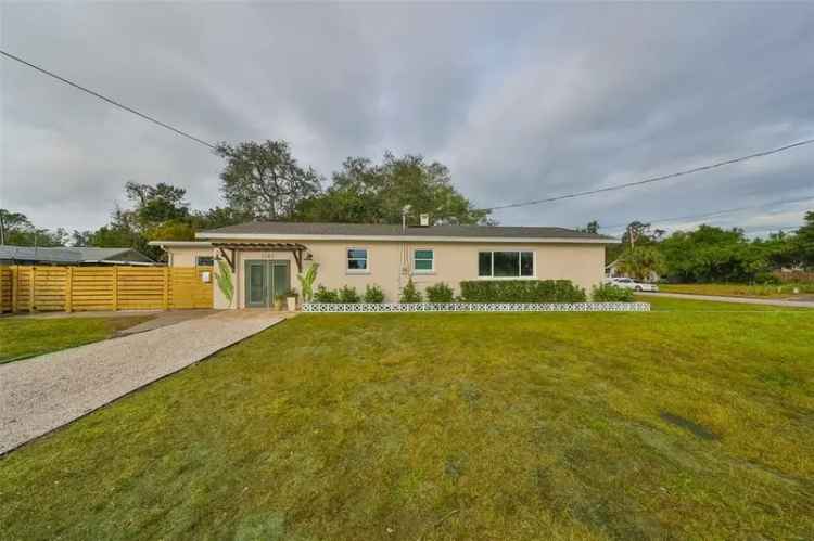 House For Sale in 1161, Howard Street, Clearwater, Florida