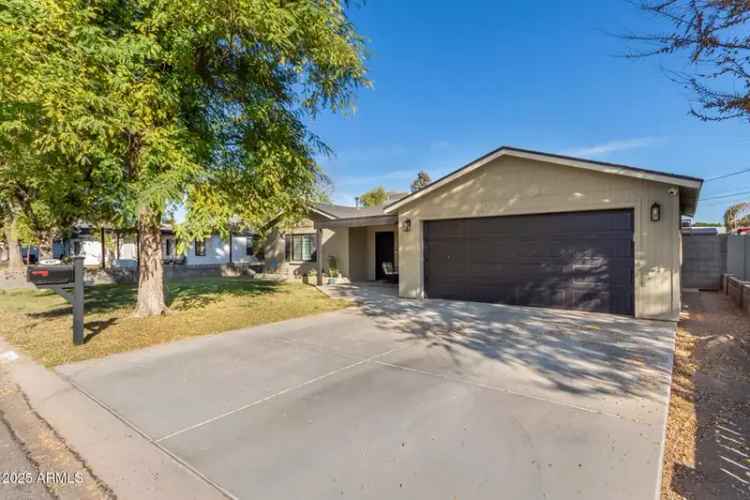 Buy House in Central Phoenix with Spacious Yard and Modern Upgrades