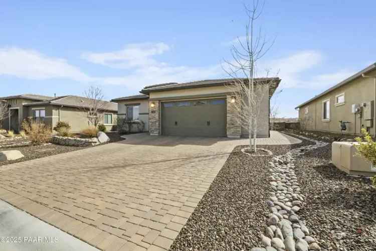 Buy Single Family Home in Prescott with Panoramic Views and Modern Features