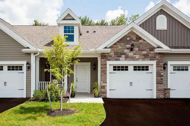 Rent Townhomes in Canandaigua with Modern Features and Pet Friendly