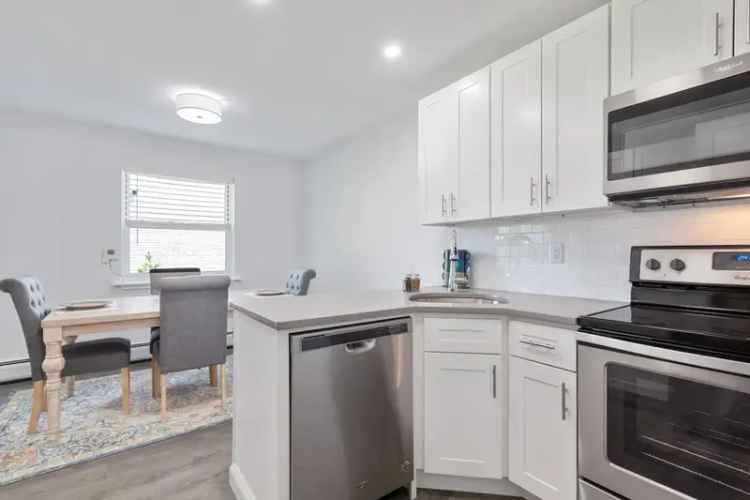 Rent Apartments in Chatham with Premium Amenities and Garden-Style Living