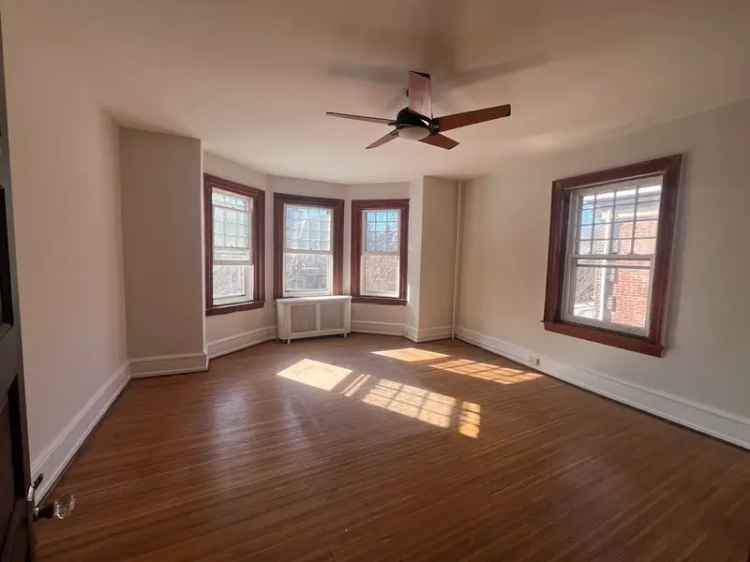 House For Sale in 5923, Pulaski Avenue, Philadelphia, Pennsylvania