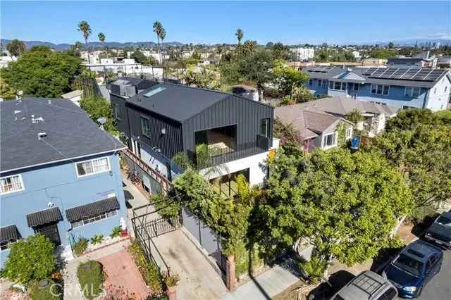 House For Sale in 627, Sunset Avenue, Los Angeles, California