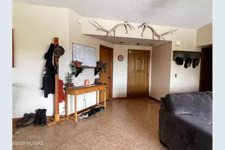 House For Sale in 10050, East Falcon Point Drive, Tucson, Arizona