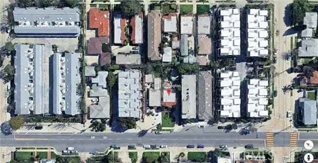 House For Sale in 1936, South Barrington Avenue, Los Angeles, California