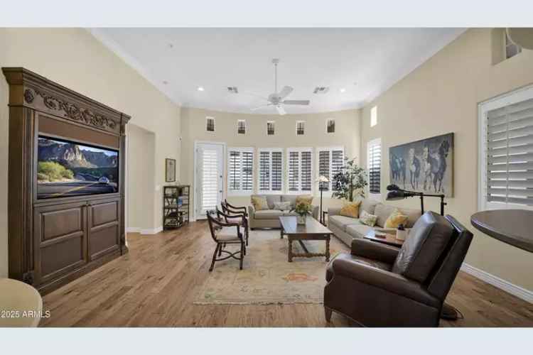 Buy Camelot Villa in Scottsdale with 3 Bedrooms and Outdoor Amenities