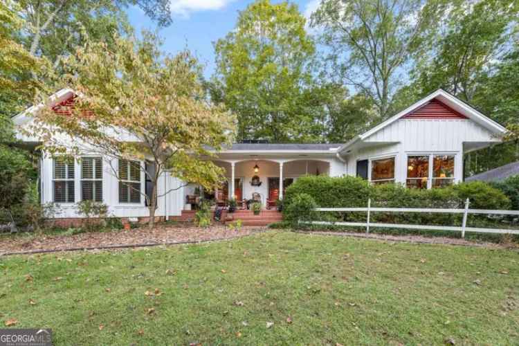 Buy Homestead with Gardens and Tennis Court in Scenic Location