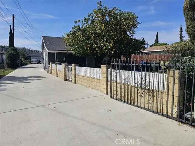 House For Sale in 1423, South Hamilton Boulevard, Pomona, California