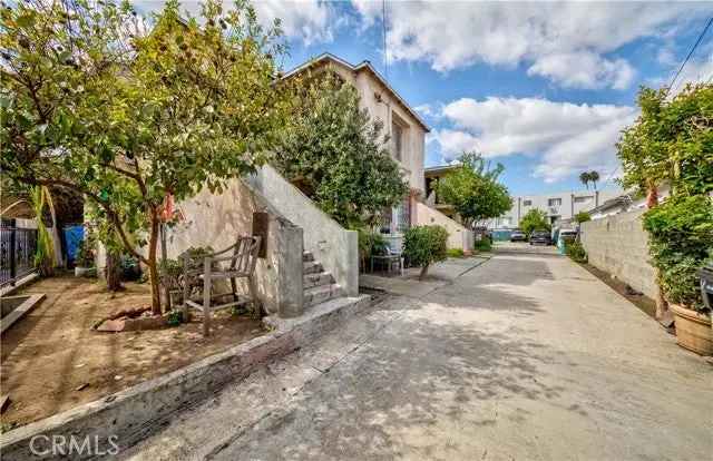 House For Sale in 1709, Sichel Street, Los Angeles, California