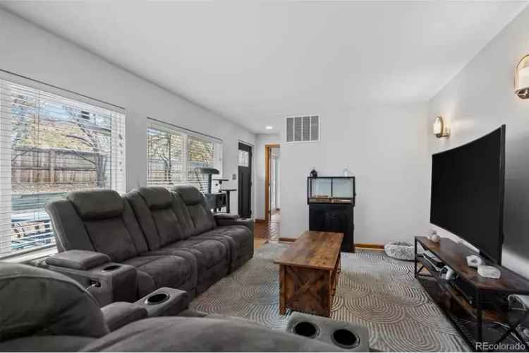 House For Sale in 2362, South Troy Street, Aurora, Colorado