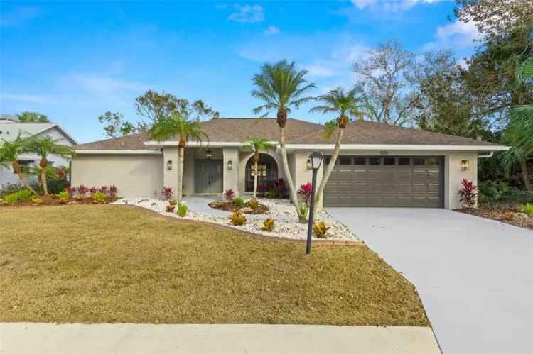 House For Sale in 5713, 39th Street Circle East, Bradenton, Florida