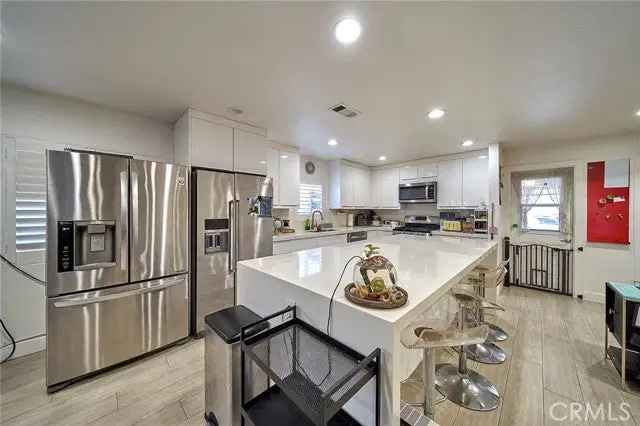 House For Sale in 2513, West Mall Place, Anaheim, California