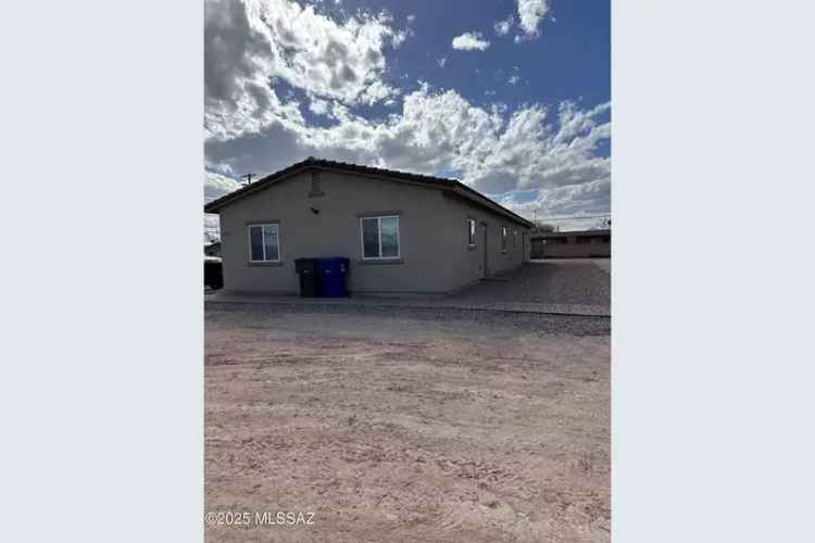 Rent Duplex with 3 Bedrooms 2 Bathrooms Near U of A and Downtown