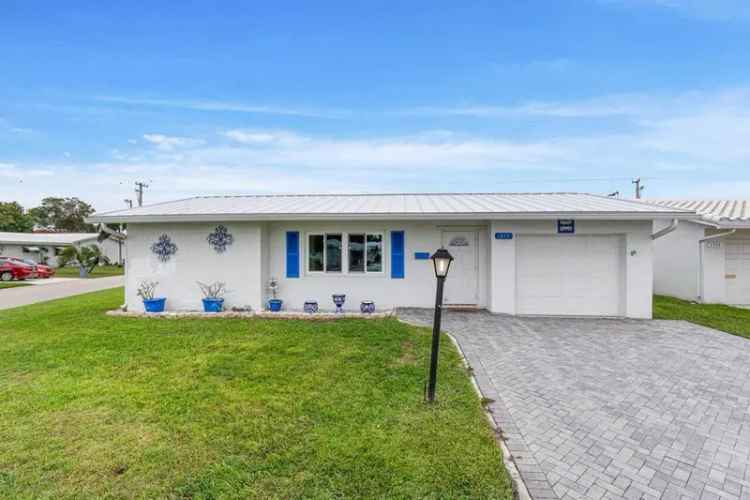 House For Sale in 1317, Southwest 17th Street, Boynton Beach, Florida