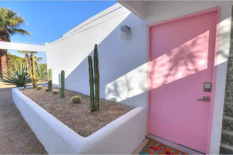 Buy Midcentury Modern House in Palm Springs with Designer Features