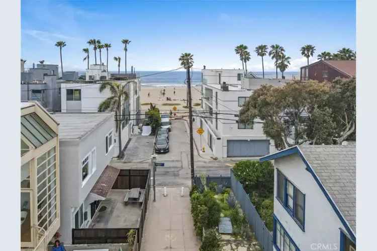 Buy 4-plex Beachfront Property in Venice with Ocean Views