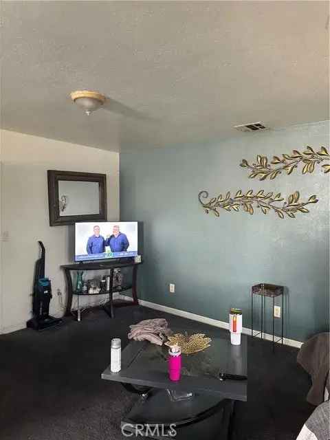 House For Sale in 10966, Anzac Avenue, Los Angeles, California