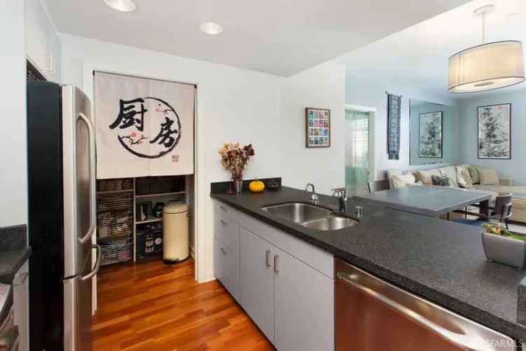 Rent Sophisticated Split Level Corner Unit in The Potrero With City Views