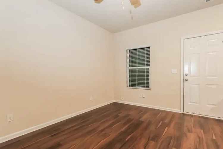 Rent Home in East Point with Easy Access to Parks and Major Highways