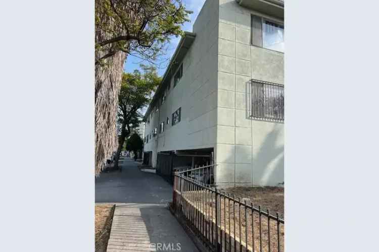 Investment Opportunity to Buy Apartment Building in Los Angeles