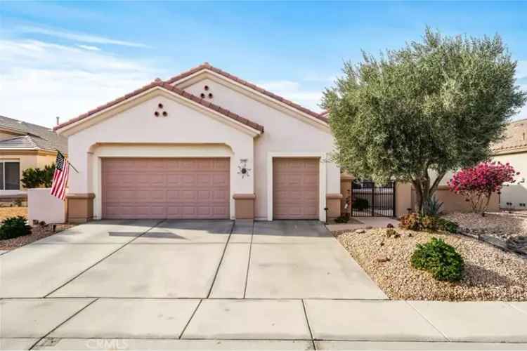 Buy Single Story Home in Sun City Palm Desert with Spacious Backyard