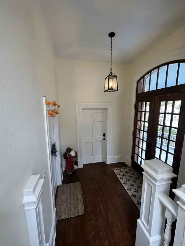 Rent Apartment Unit in Downtown Little Rock with Historic Charm and Comfort