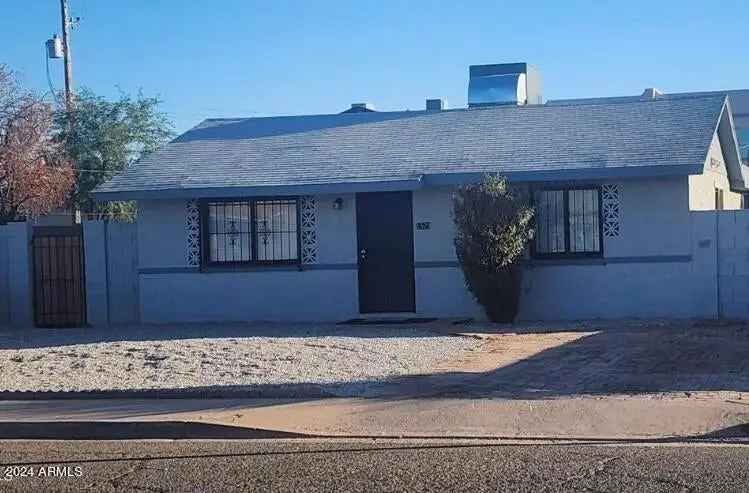 House For Sale in 1523, West Tonto Street, Phoenix, Arizona