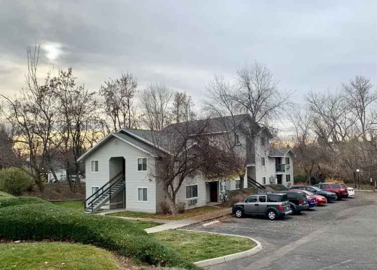 Rent Apartments in Parkhill with Trail Access and Amenities