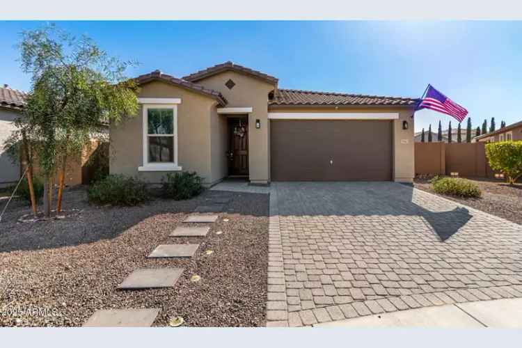 Buy Stunning Home with Modern Finishes in Waddell AZ