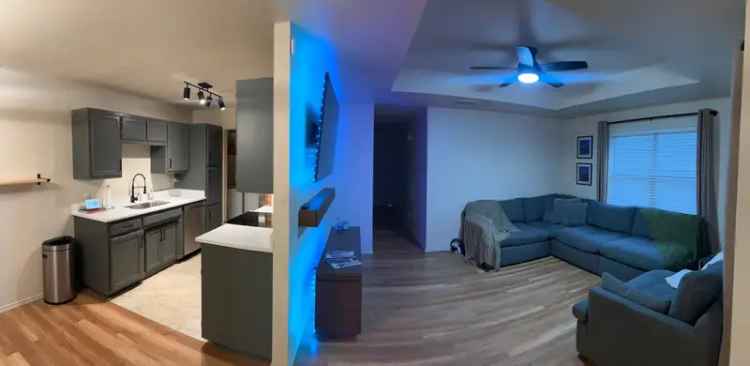 Rent Modern Apartment Unit with Backyard and Garage Near 1200 Sqft