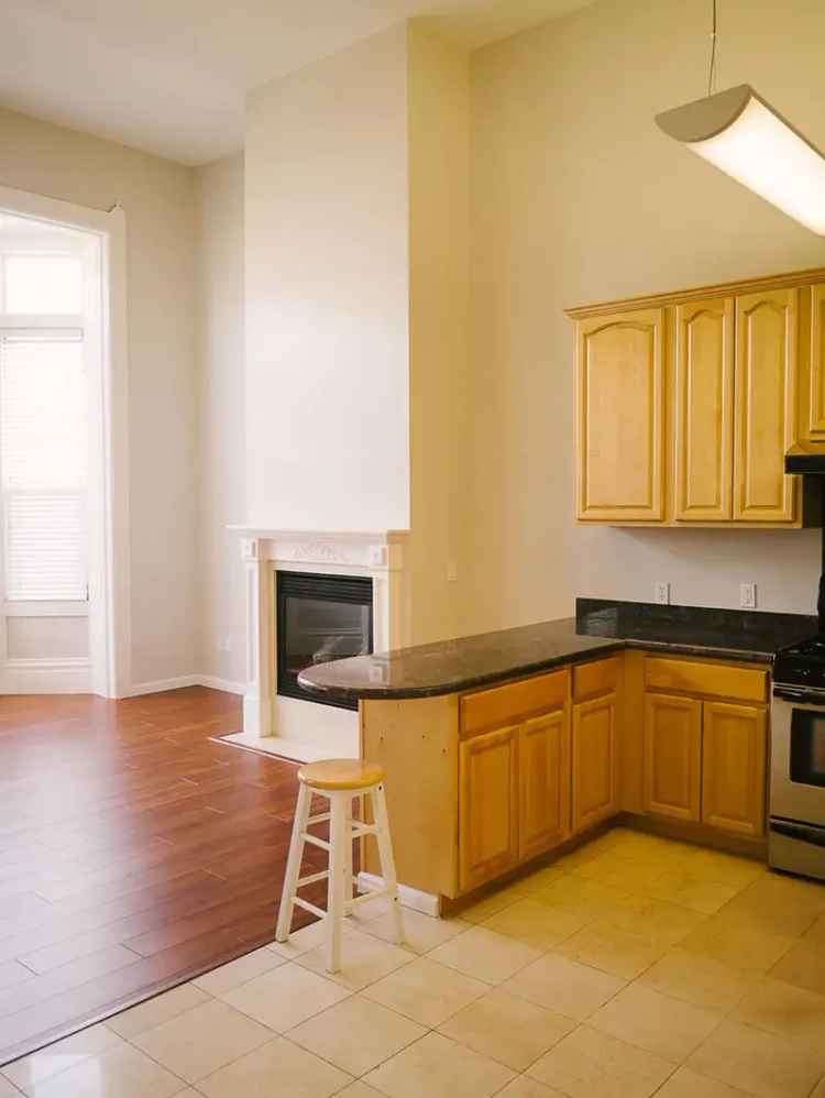 Rent Apartment Unit in Vibrant Uptown Oakland with Unique Features