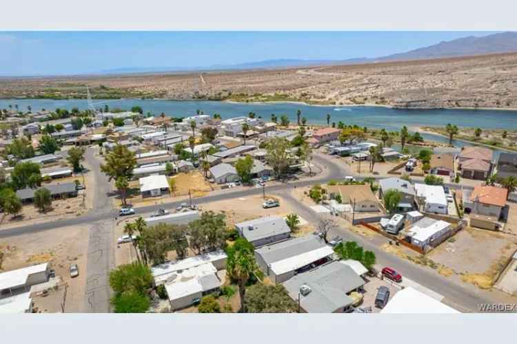 Buy Cute Home with Parking and Garage Near Colorado River